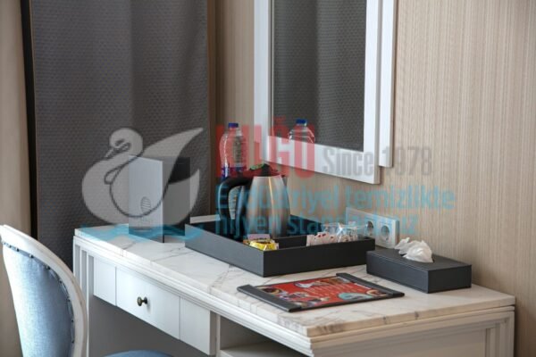 DK-2010 Deri Kaplı  4'Lü Özel Paket (Otel Tipi Karşılama Sunum Tepsisi, Mendil Kutusu, Menü ve Karşılama Yazısı) - Görsel 1