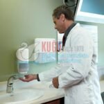 KT-561608 Tork Siyah Renk S4 Sistem Sensörlü Pilli 1 Litre İç Hacimli Köpük Sabun Dispanseri - Intuition™ - Görsel 11