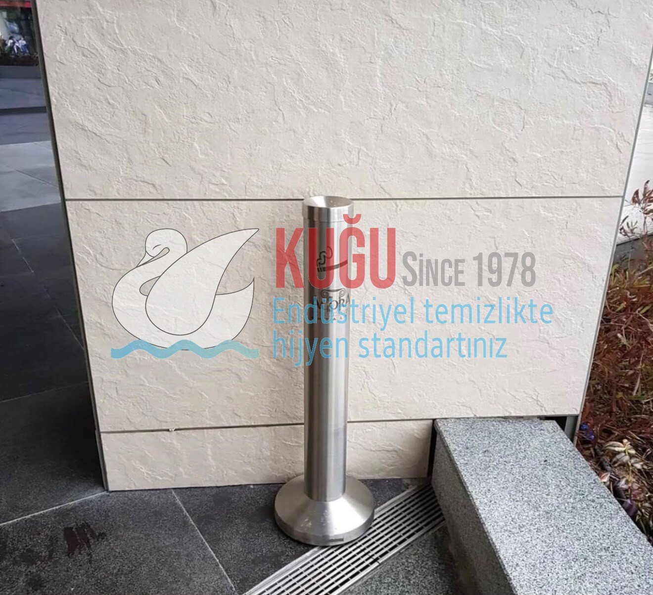 Second image of 3194 304 S.S. Paslanmaz Çelik Çıkarılabilinir Kül Tablası Hazneli Ayaklı Küllük